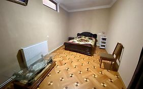 Уютный Дом В Старом Тбилиси.